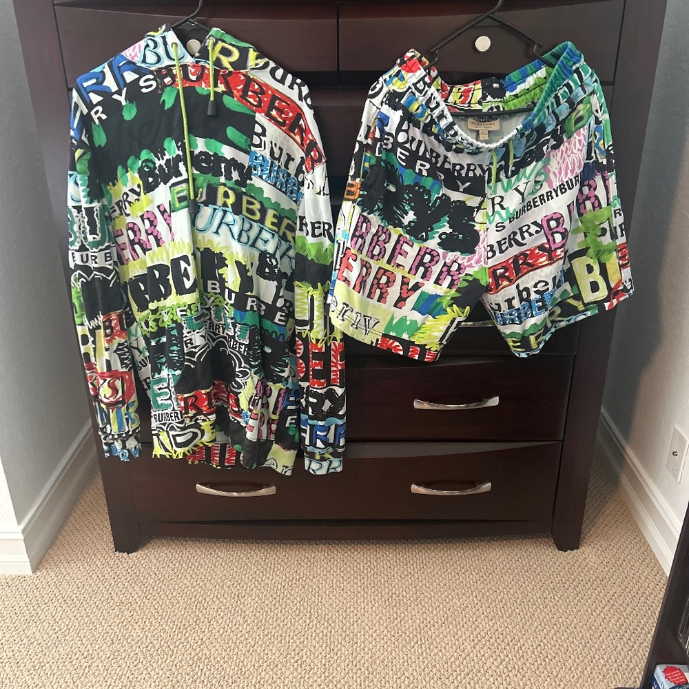 Burberry Hoodie and matching shorts